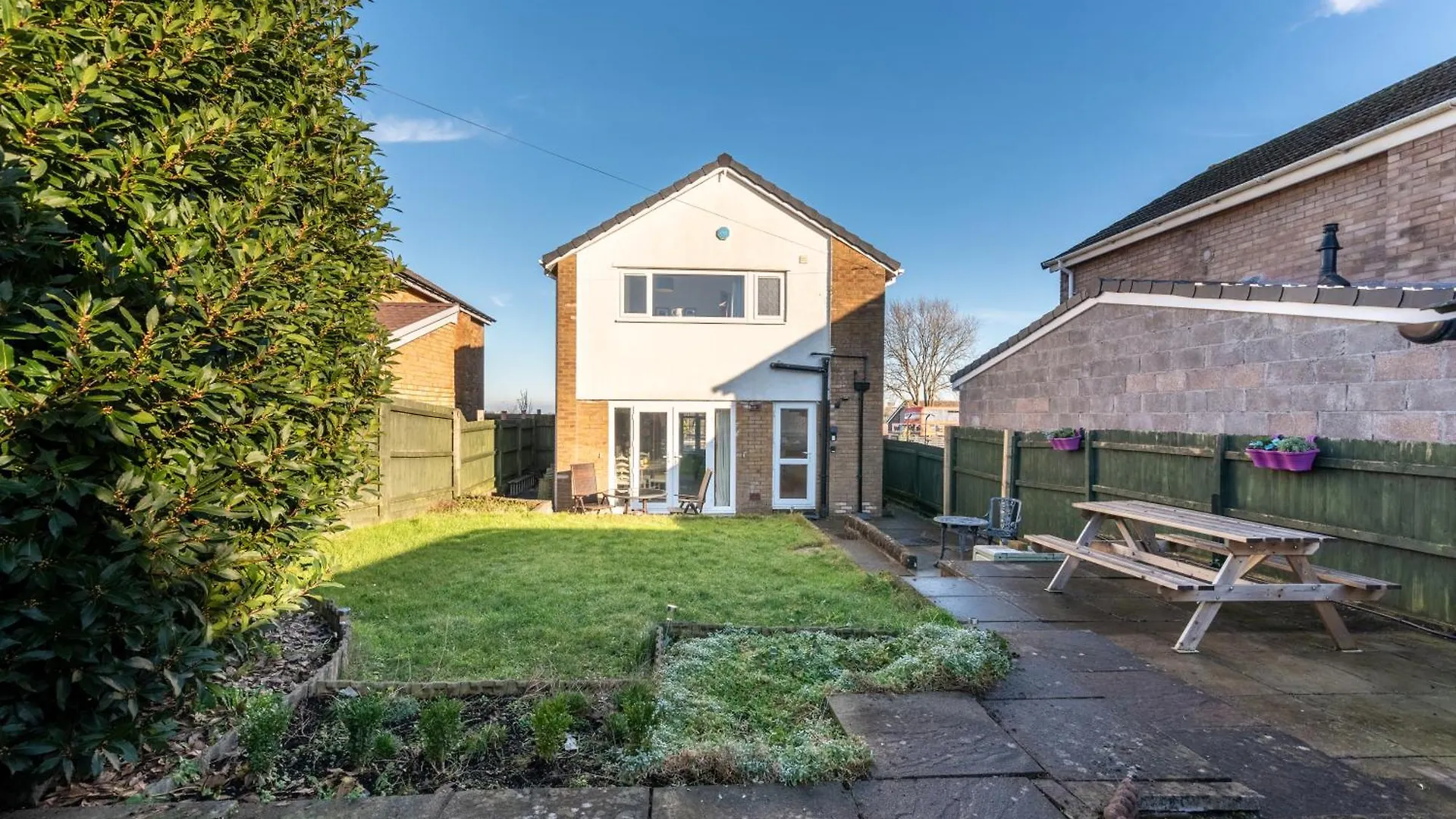 Holiday home Port View House 3-Bedroom Self Catering Family Home With Garden Near Cardiff United Kingdom