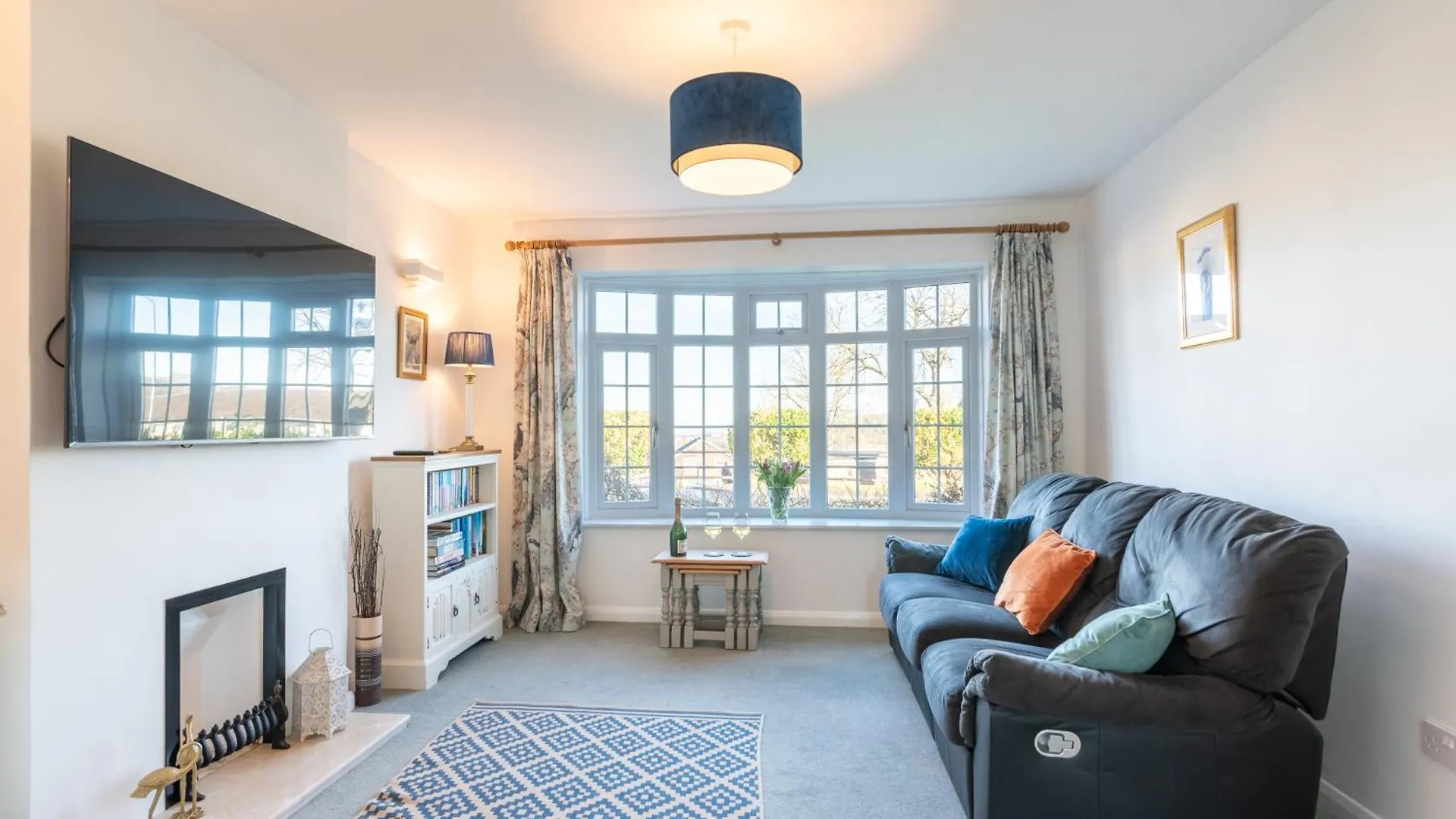 Port View House 3-Bedroom Self Catering Family Home With Garden Near Cardiff 0*,